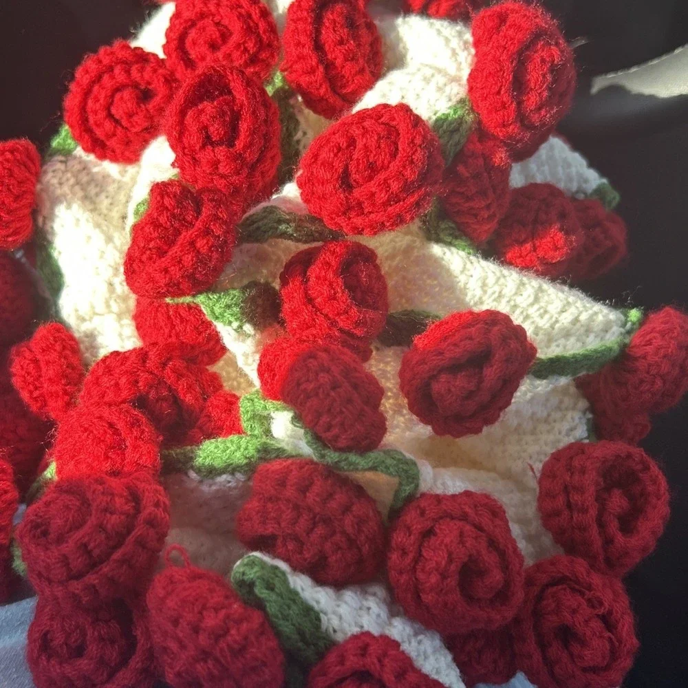 Handmade Crochet Flower Bouquet Blanket Red Rose 2-in-1 Transforming Throw Gift